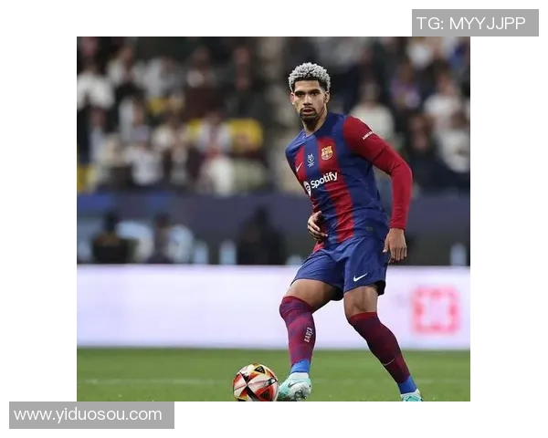 足球界21号边后卫风采:技术、速度与防守的完美结合